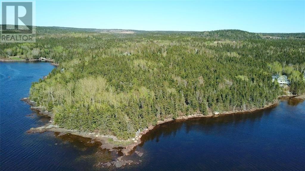 For sale: 8-10 Howe's Point Road, Port Blandford, Newfoundland ...