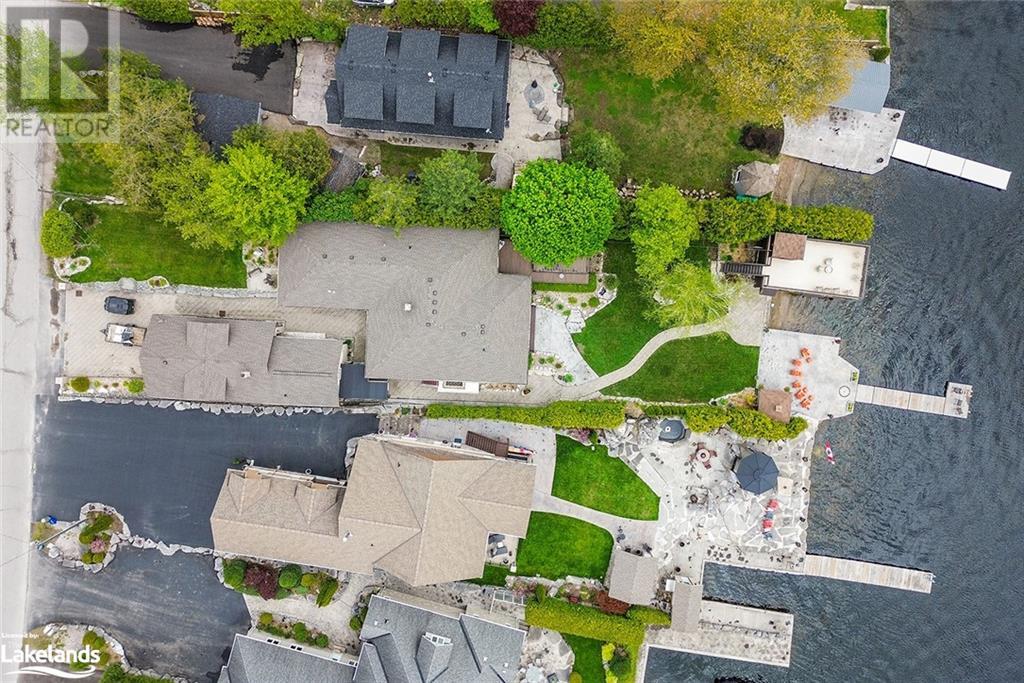 For sale 75 RIVERSIDE Drive, Bobcaygeon, Ontario K0M1A0 40588575