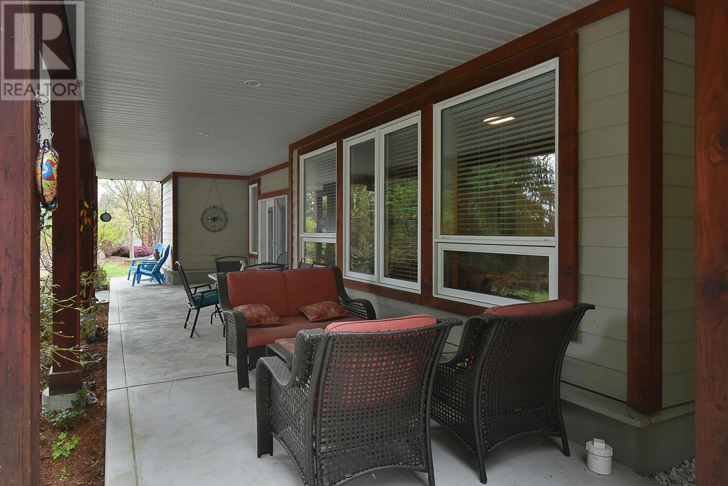 For sale 6447 JASPER ROAD, Sechelt, British Columbia V7Z0S6 R2868759