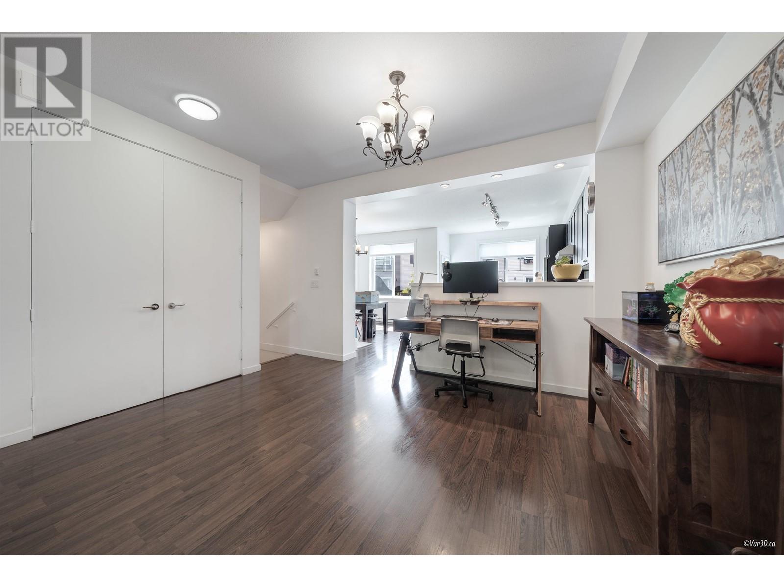 for-sale-43-688-edgar-avenue-coquitlam-british-columbia-v3k0a5
