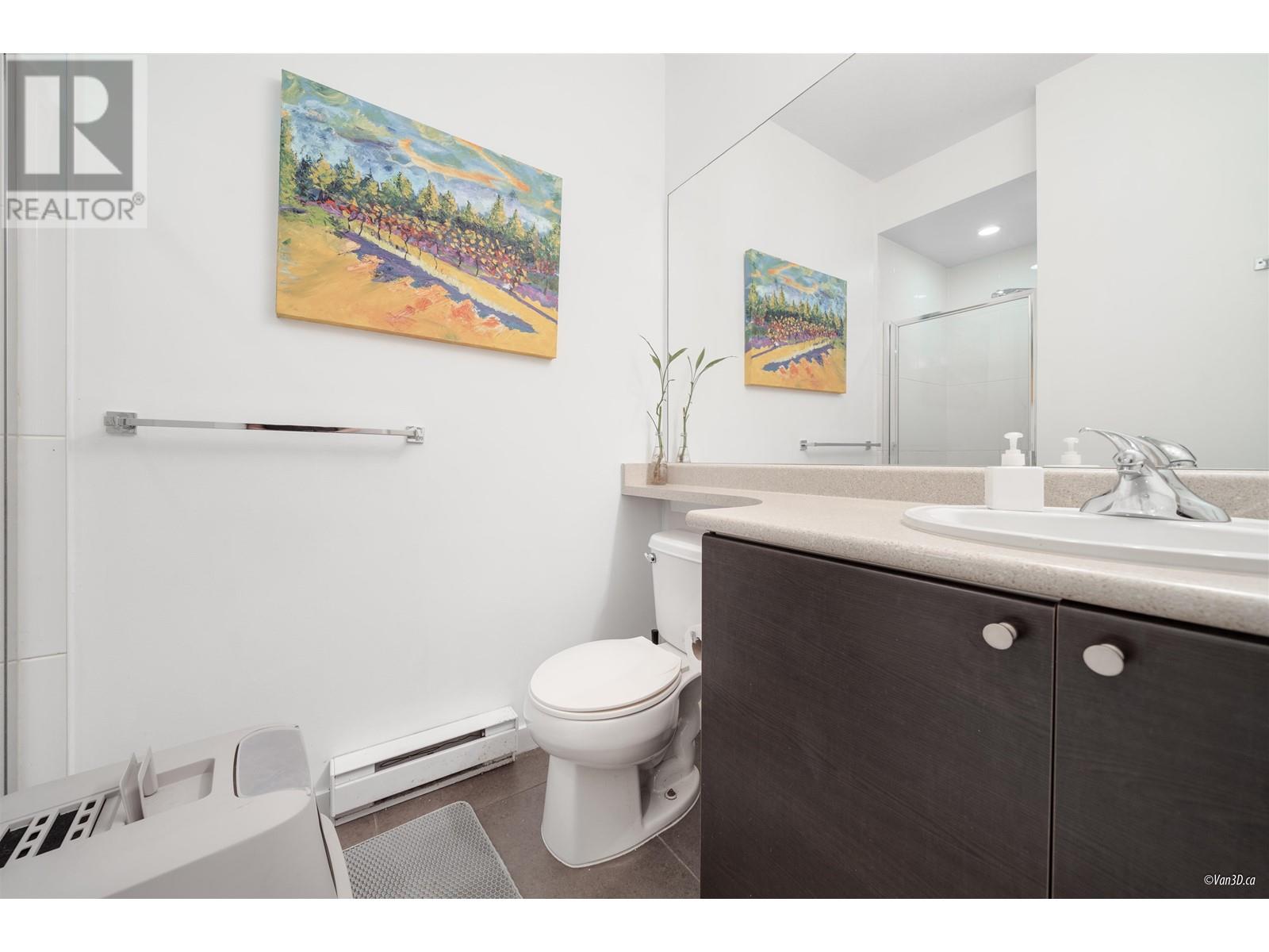for-sale-43-688-edgar-avenue-coquitlam-british-columbia-v3k0a5