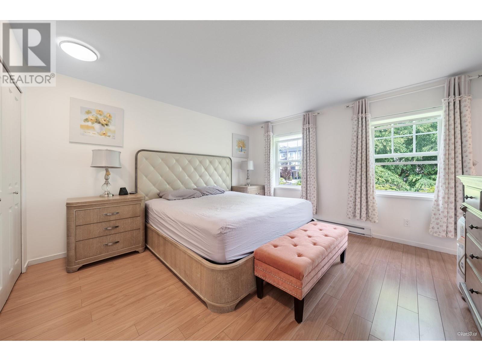 for-sale-43-688-edgar-avenue-coquitlam-british-columbia-v3k0a5