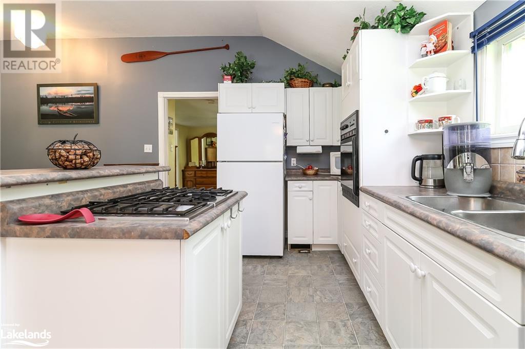 For sale 208 OXBOW PARK Drive, Wasaga Beach, Ontario L9Z2V7 40590785