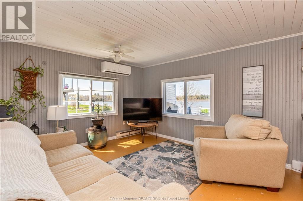 For sale 3 Aline AVE, Shediac Cape, New Brunswick E4P2Y4 M159293