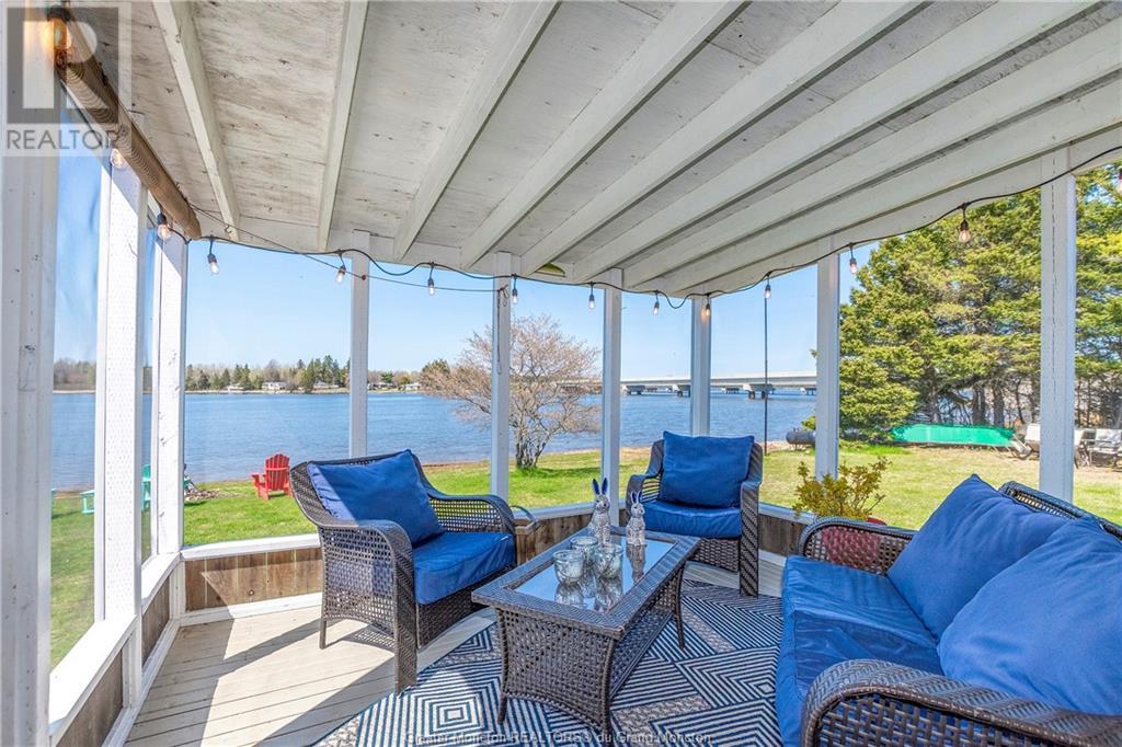 For sale 3 Aline AVE, Shediac Cape, New Brunswick E4P2Y4 M159293