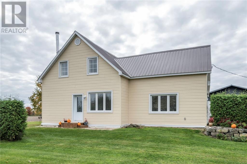 For sale 1120 CONCESSION 5 ROAD, Vankleek Hill, Ontario K0B1R0