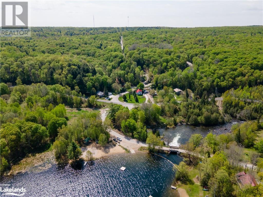 For sale 1019 BUSHWOLF LAKE Road, West Guilford, Ontario K0M1S0