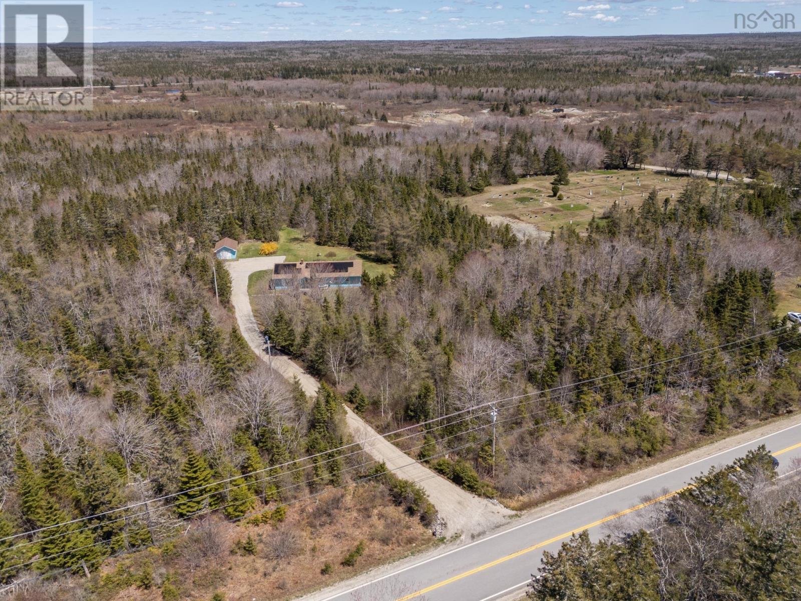 For sale 2926 Highway 3, Pubnico, Nova Scotia B0W3S0 202410330