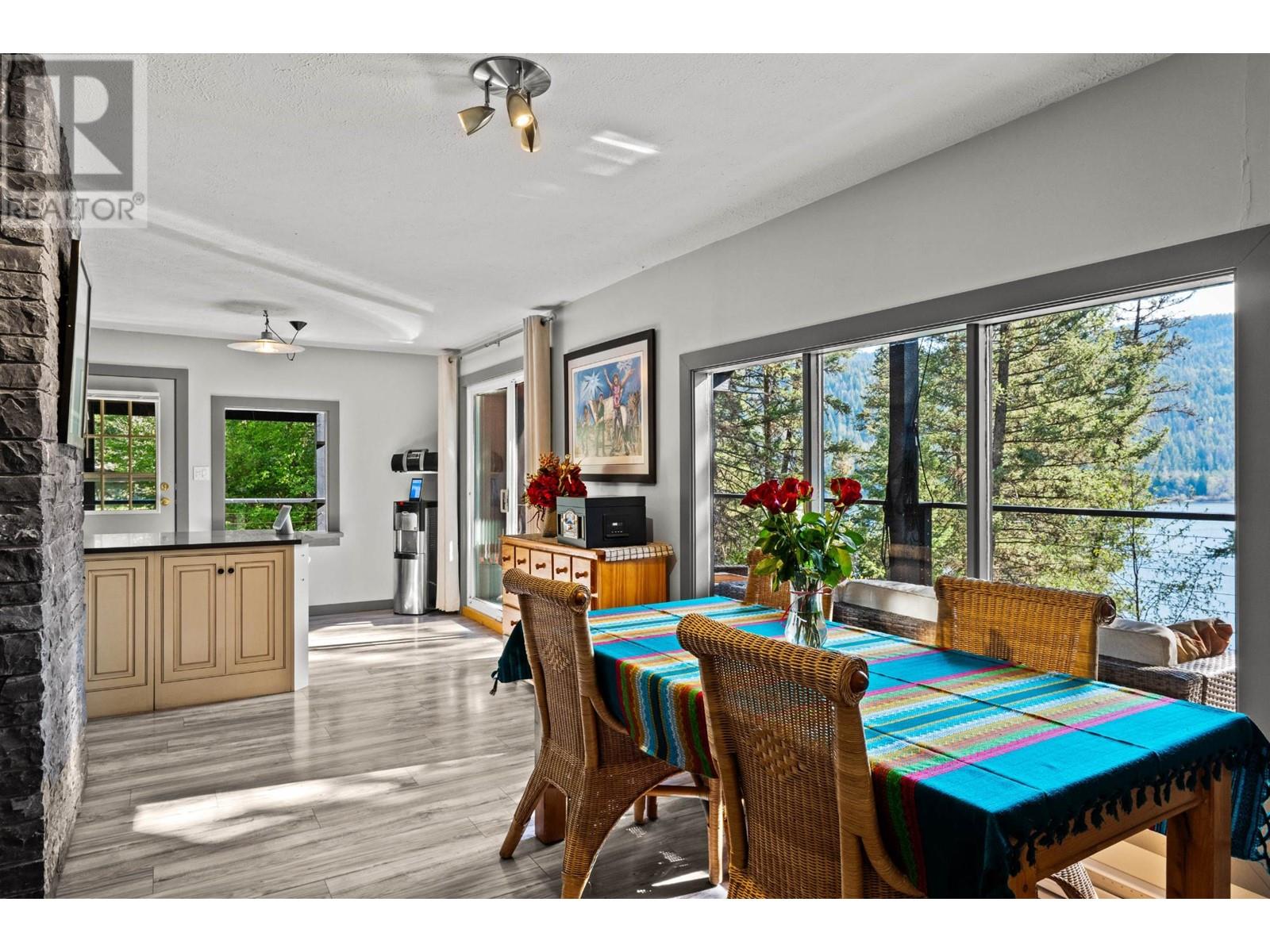 For sale 2486 HEFFLEY LOUIS CR RD, Heffley, British Columbia V0E1Z0