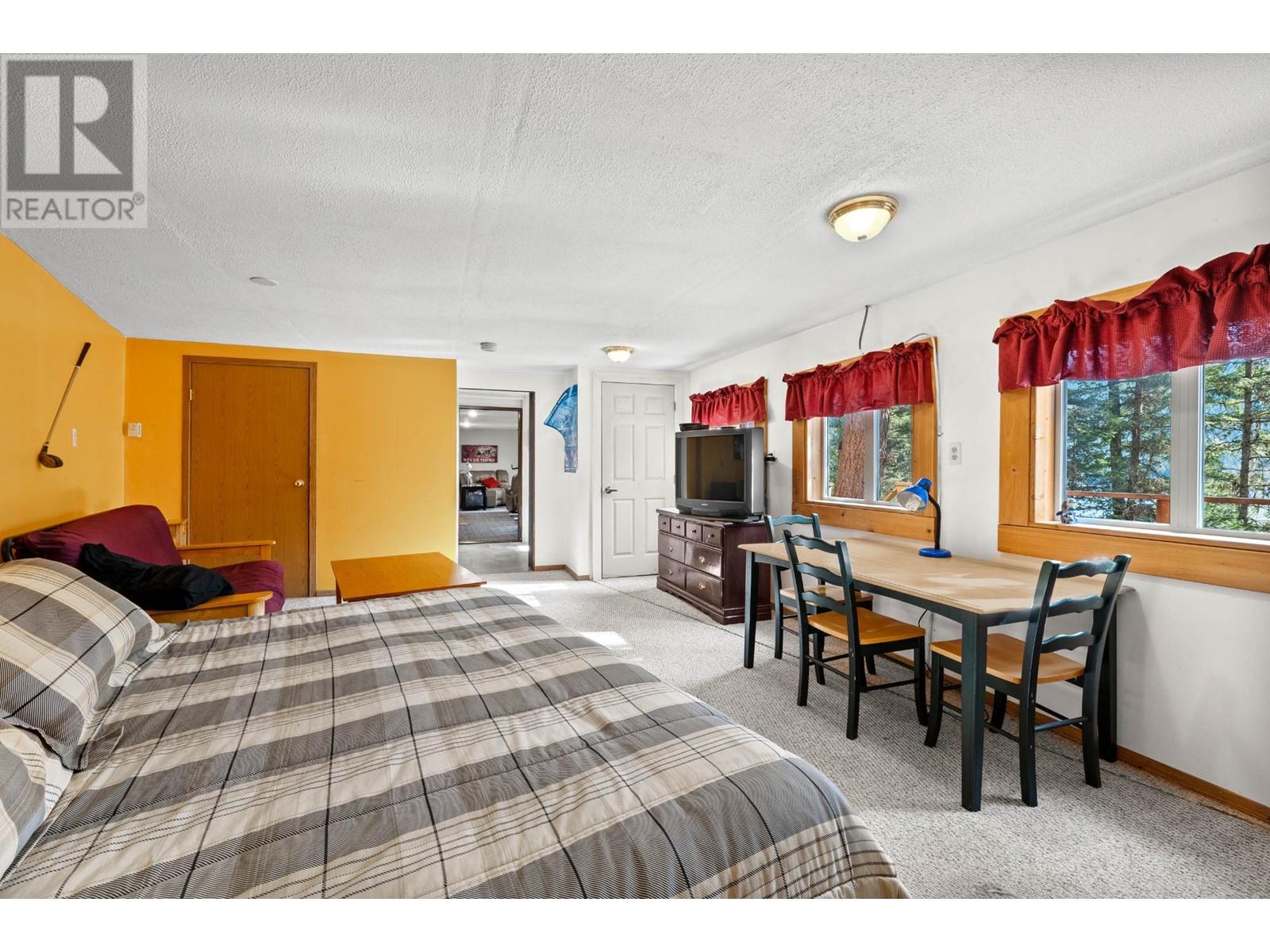 For sale 2486 HEFFLEY LOUIS CR RD, Heffley, British Columbia V0E1Z0