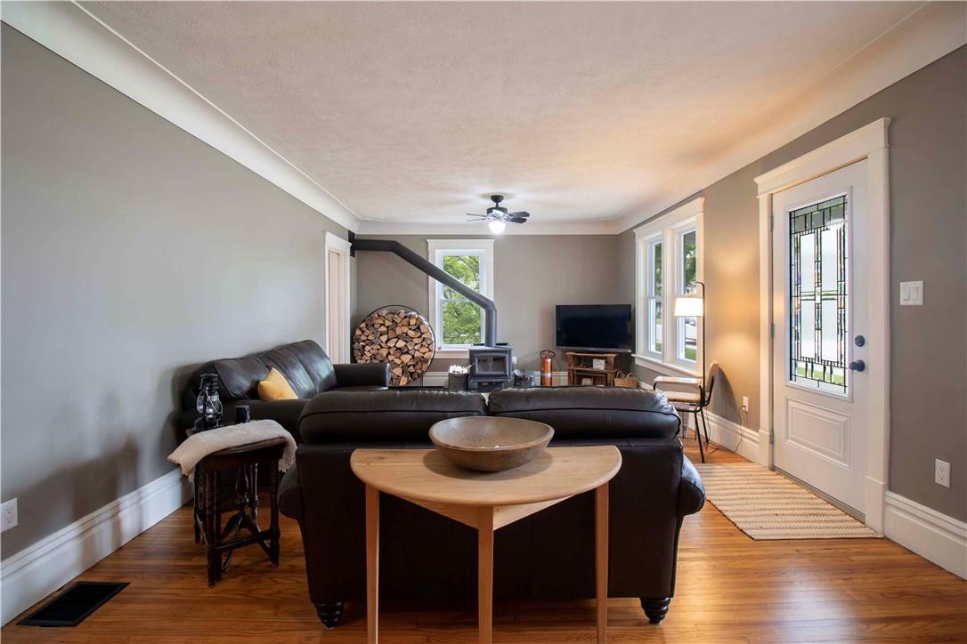 For sale 1 Erie Avenue S, Fisherville, Ontario N0A1G0 H4194490