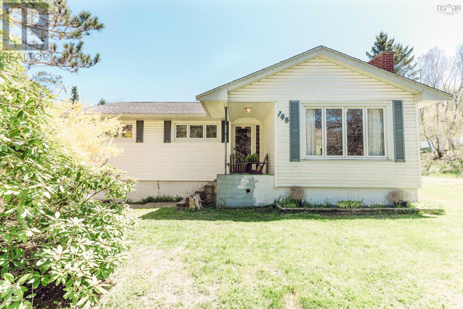 765 Beaver Bank Road, Beaver Bank, Nova Scotia B4G1A4 REALTOR.ca
