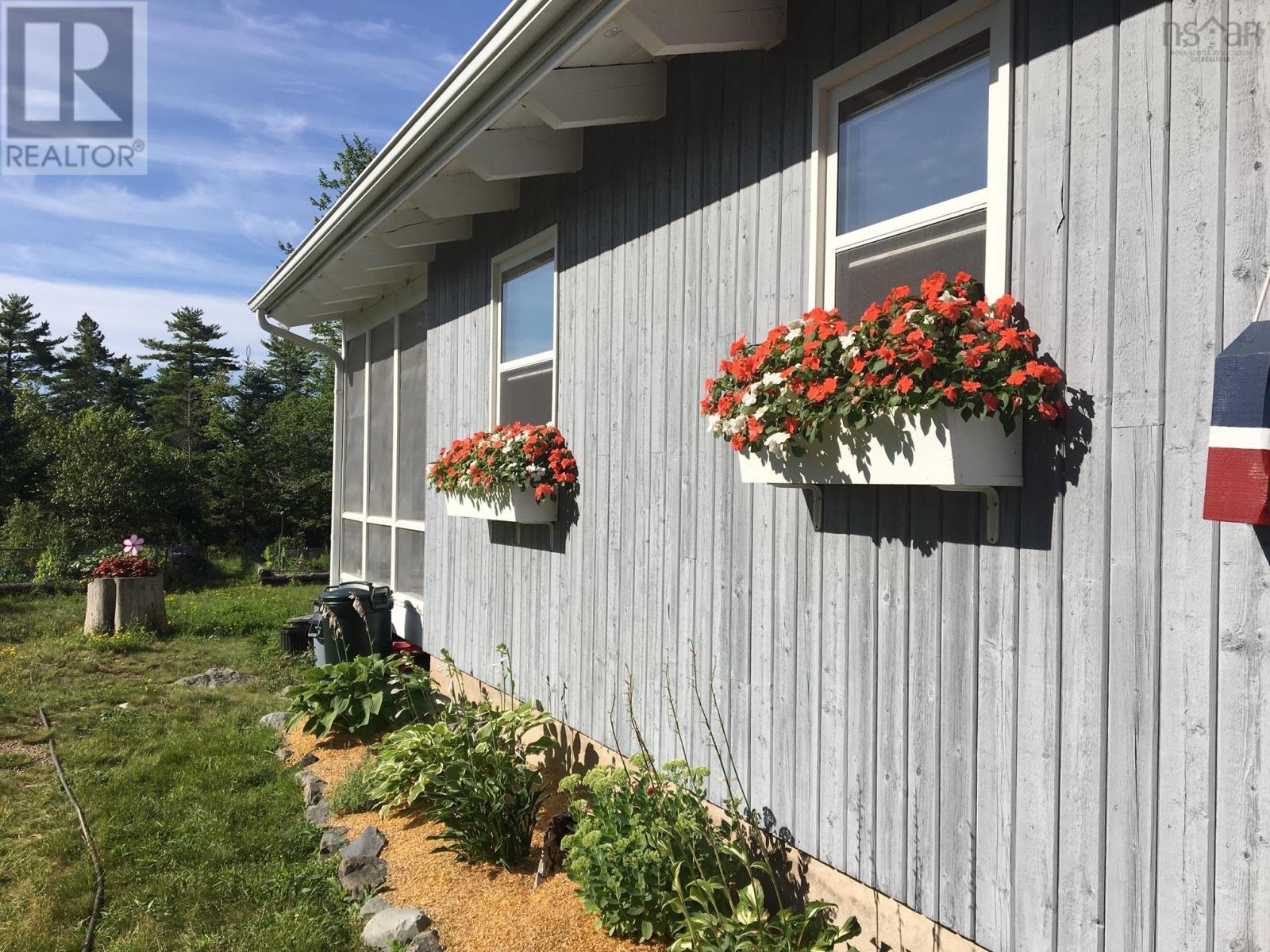 40 Harbour View Drive, Mill Village, Nova Scotia B0J2H0 REALTOR.ca