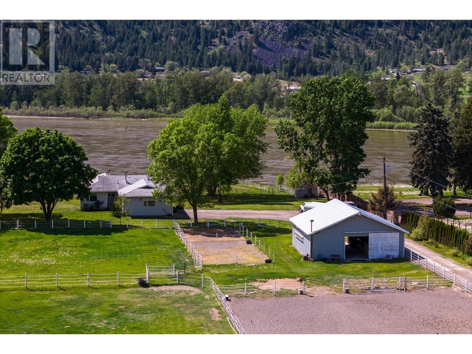 For sale 8717 VETERAN RD, Heffley, British Columbia 178658 REALTOR.ca