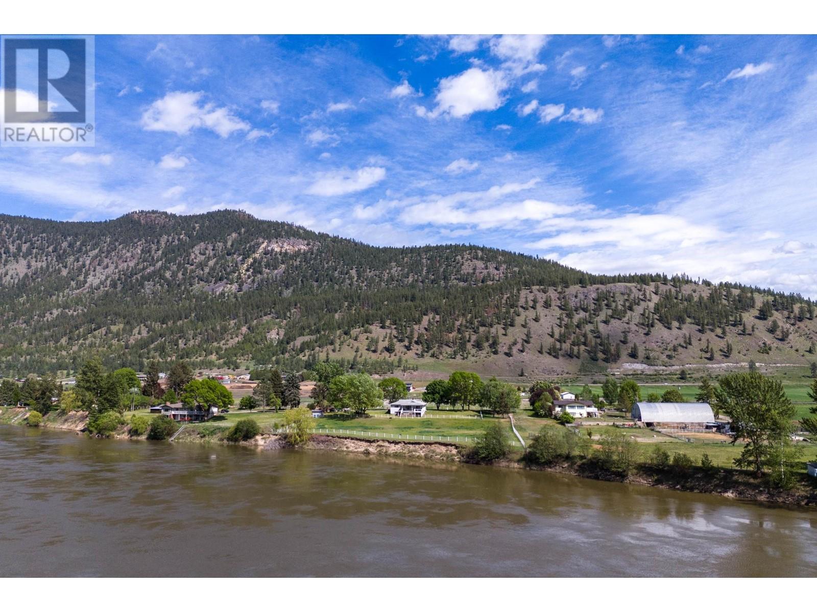 For sale 8717 VETERAN RD, Heffley, British Columbia 178658 REALTOR.ca