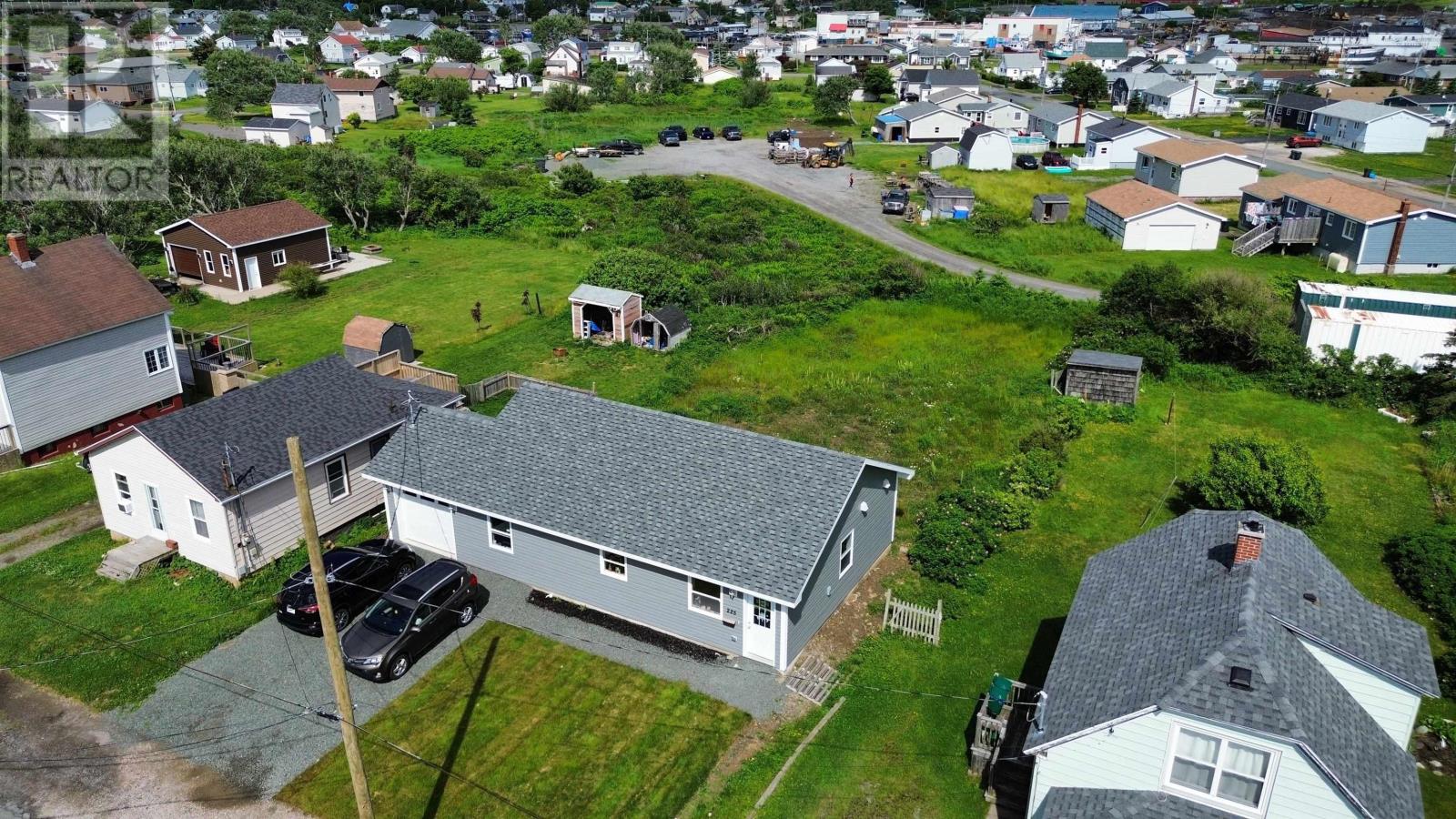 For sale 225 Brookland Street, Glace Bay, Nova Scotia B1A1N4