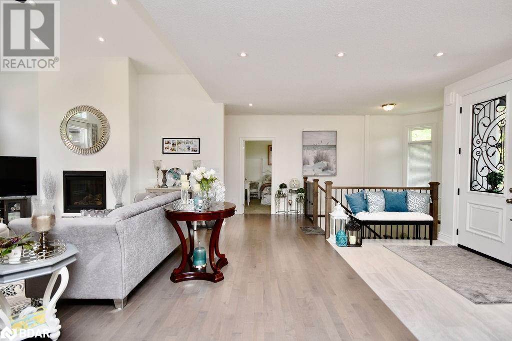 For sale 2 SYCAMORE Circle, Phelpston, Ontario L0L2K0 40588140 REALTOR.ca