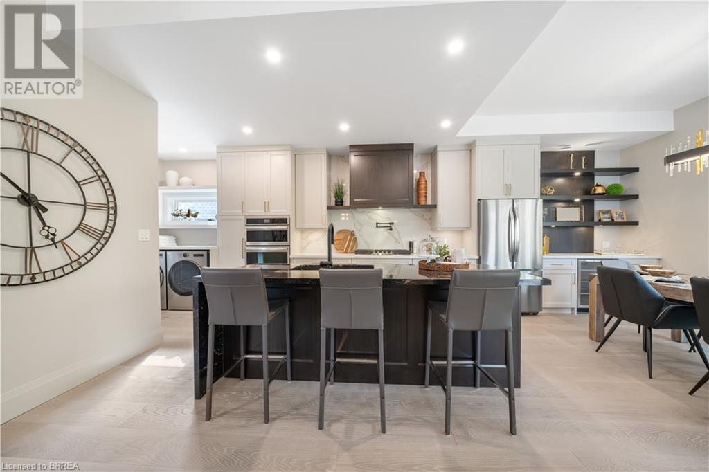 For sale 151 PARKSIDE Drive, Brantford, Ontario N3T0S9 40580509