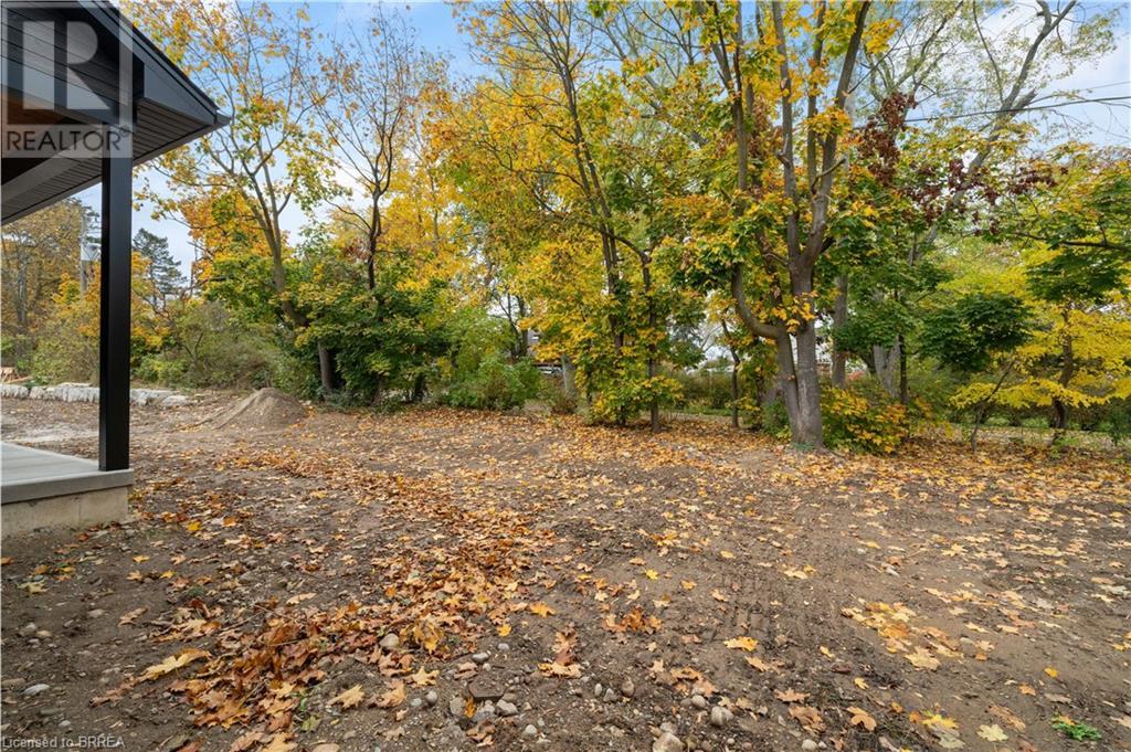 For sale 151 PARKSIDE Drive, Brantford, Ontario N3T0S9 40580509