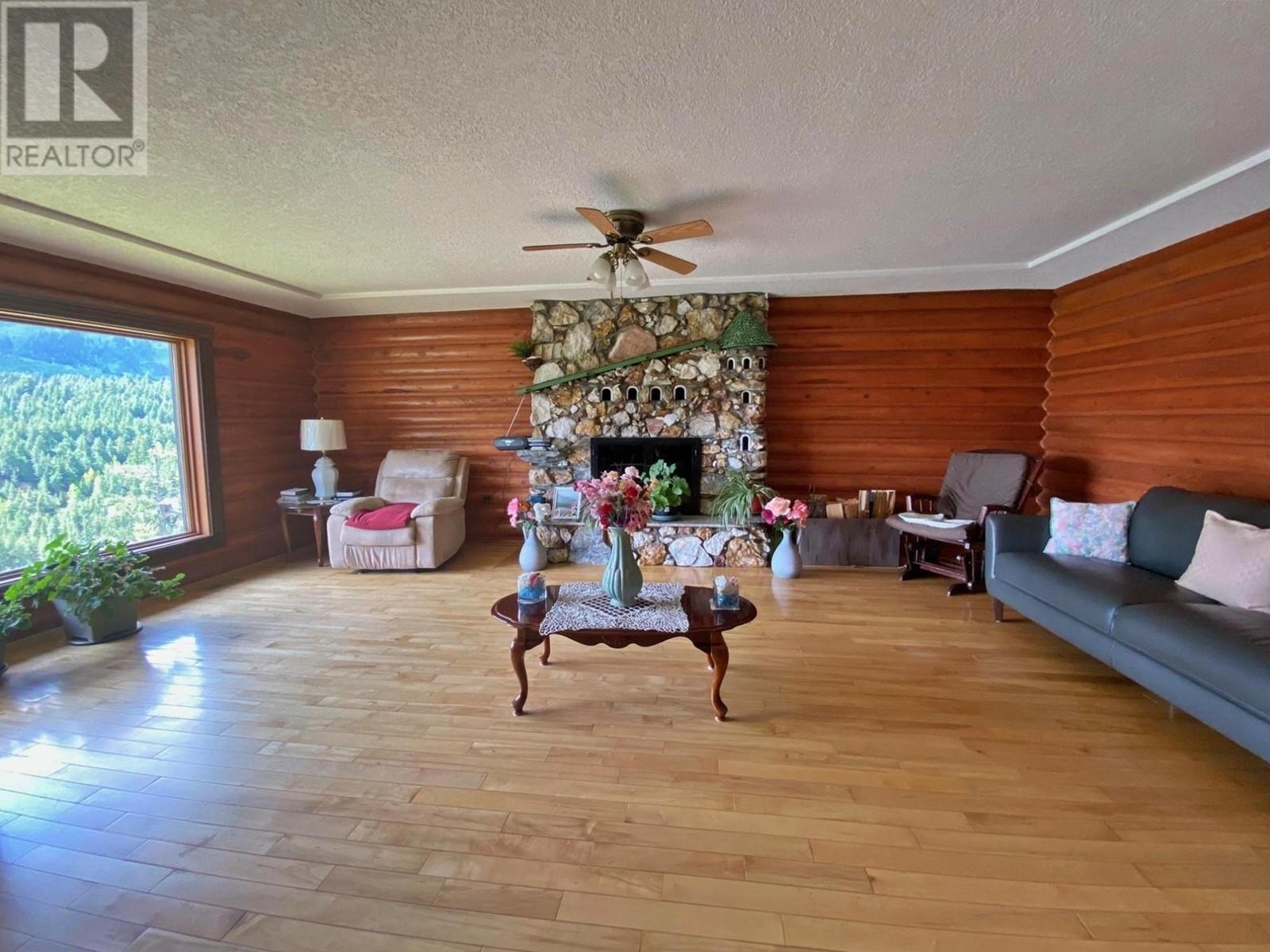 For sale 2673 AGATE BAY RD, Barriere, British Columbia V0E2E0 178456 REALTOR.ca