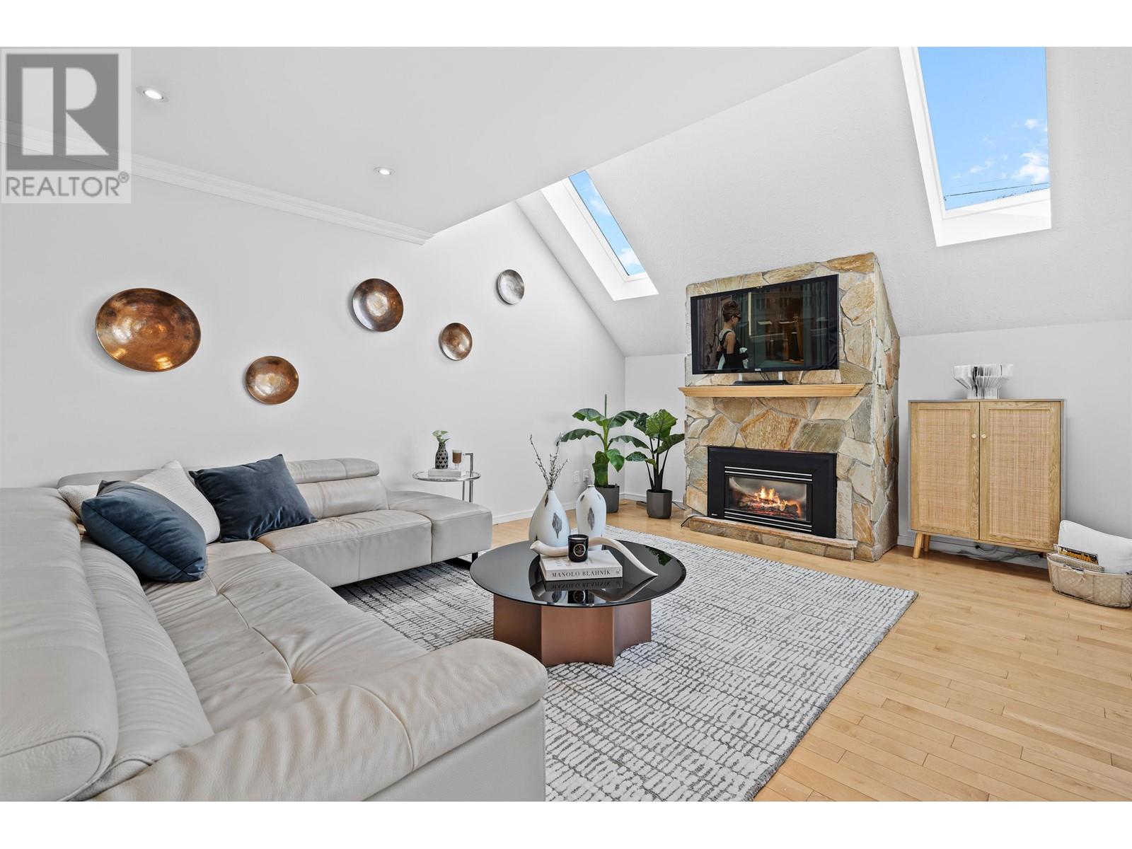 For sale 1939 CREELMAN AVENUE, Vancouver, British Columbia V6J1B8