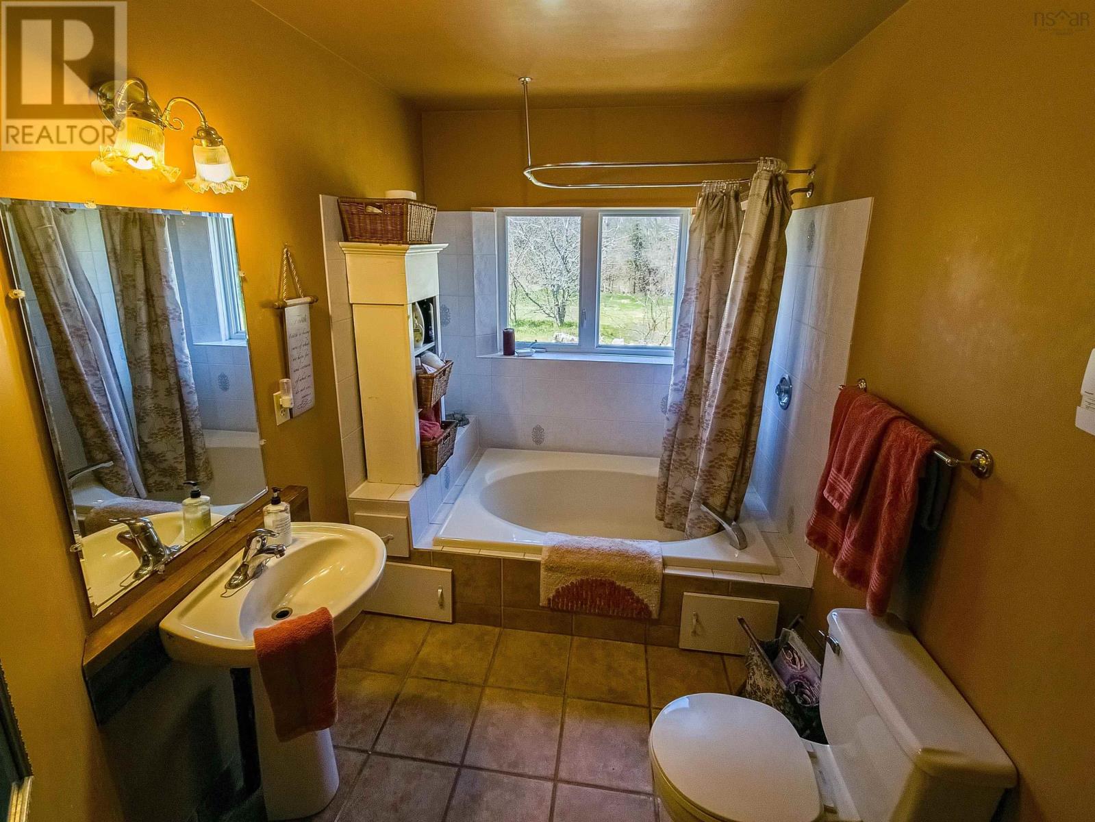 For sale 9354 Highway 337, Nova Scotia B2G2L1 202411160