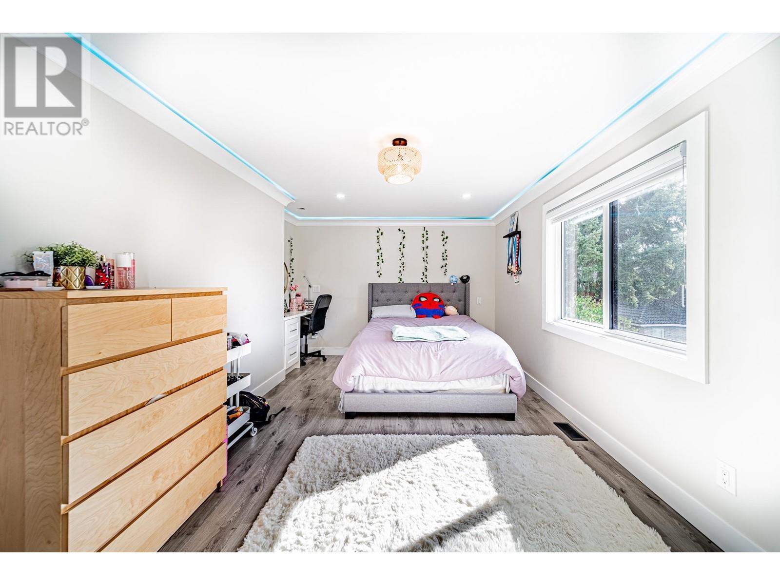 For sale 11366 AVENUE, Richmond, British Columbia V7A4W3