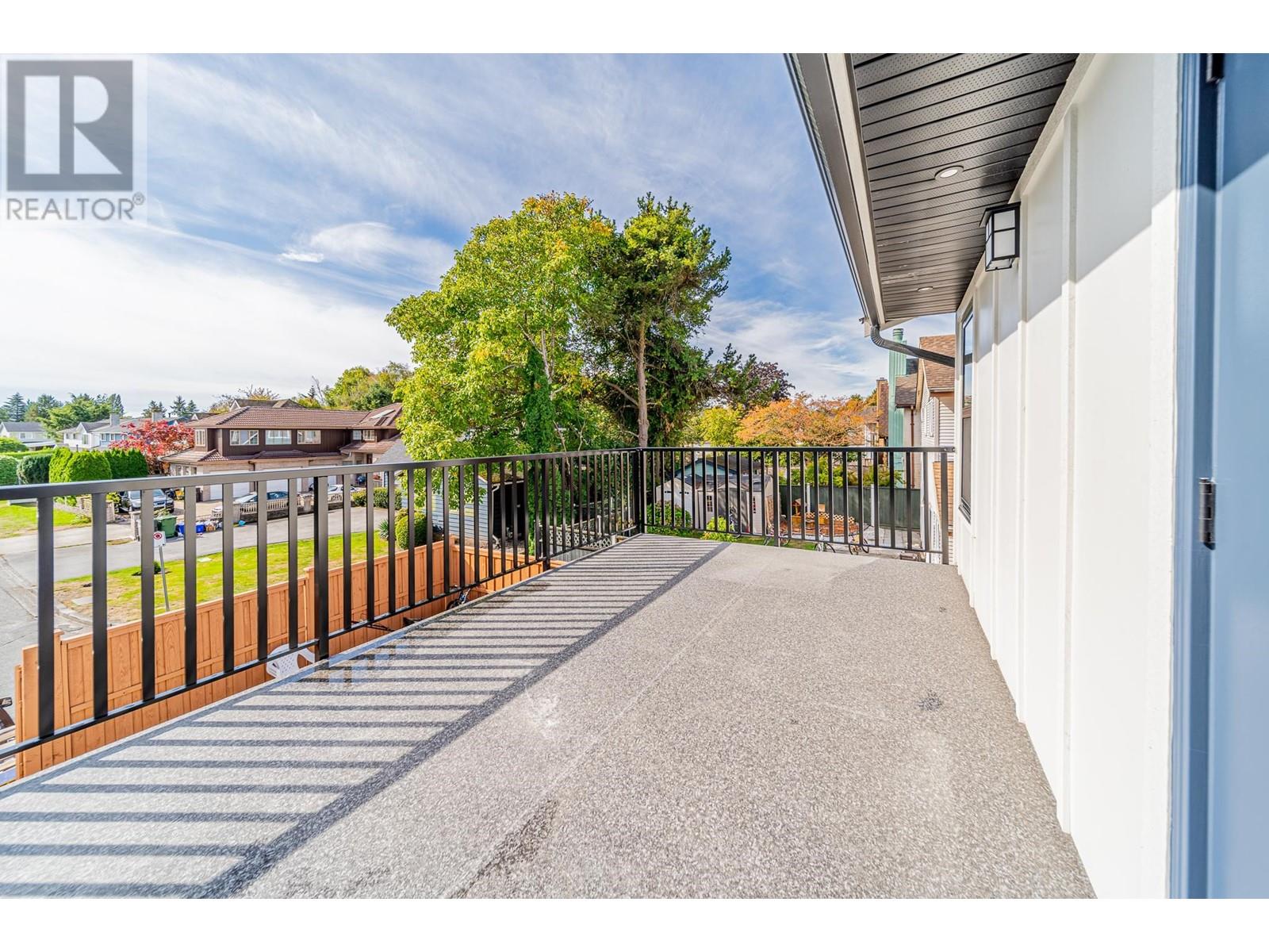 For sale 11366 AVENUE, Richmond, British Columbia V7A4W3