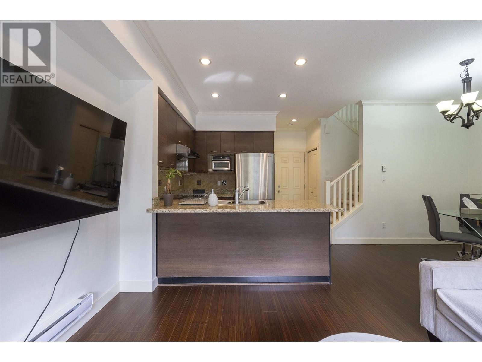 For sale 2 5580 MONCTON STREET, Richmond, British Columbia V7E3B4