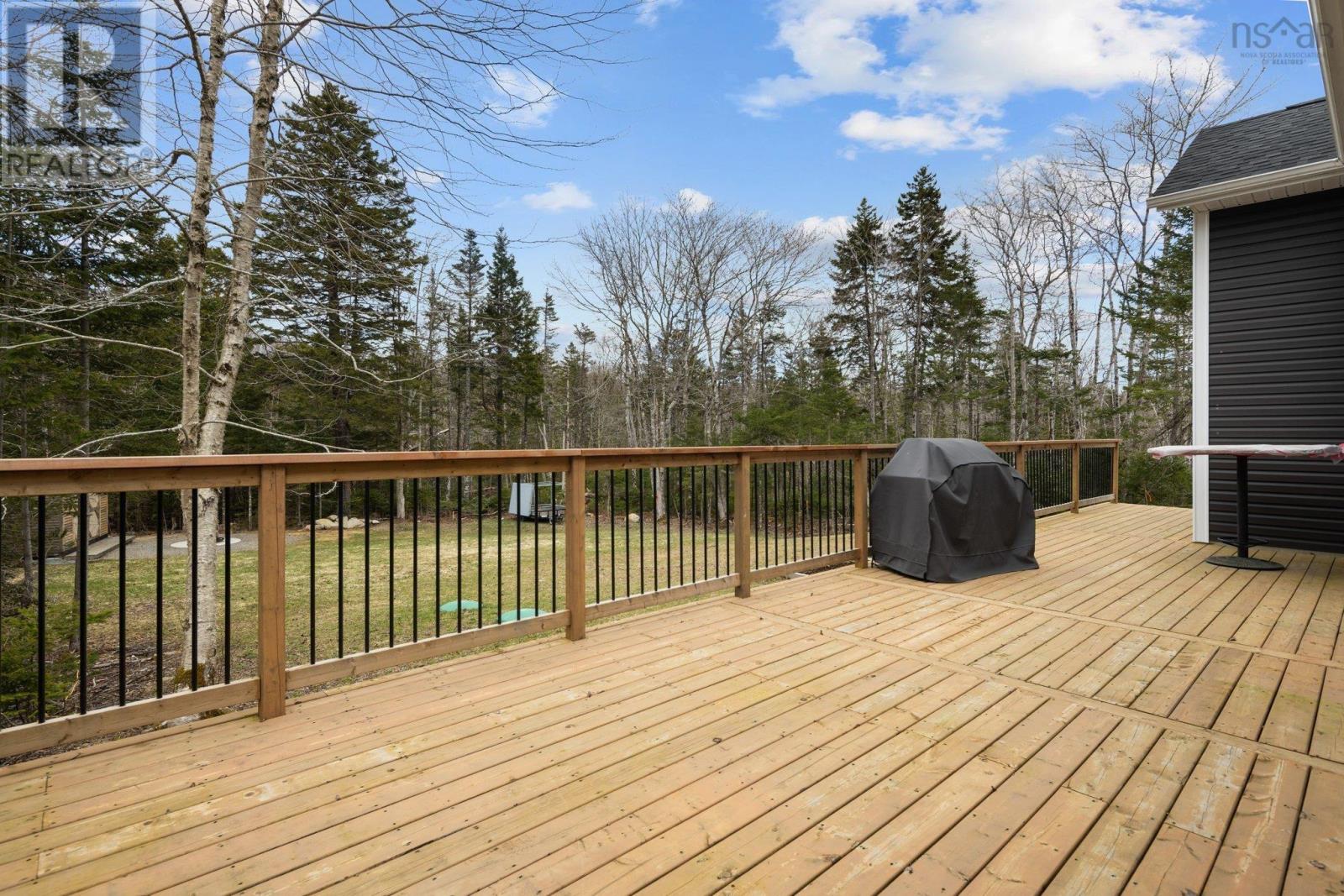 For sale 61 Lakecrest Drive, Mount Uniacke, Nova Scotia B0N1Z0 202406857 REALTOR.ca