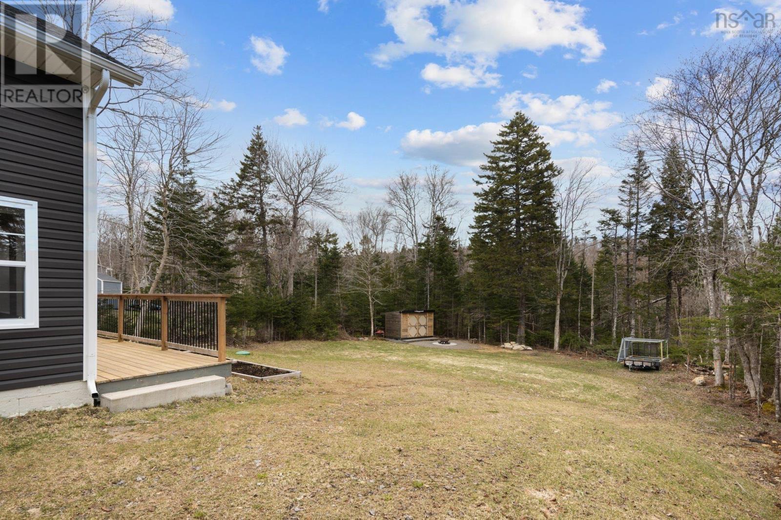 For sale 61 Lakecrest Drive, Mount Uniacke, Nova Scotia B0N1Z0