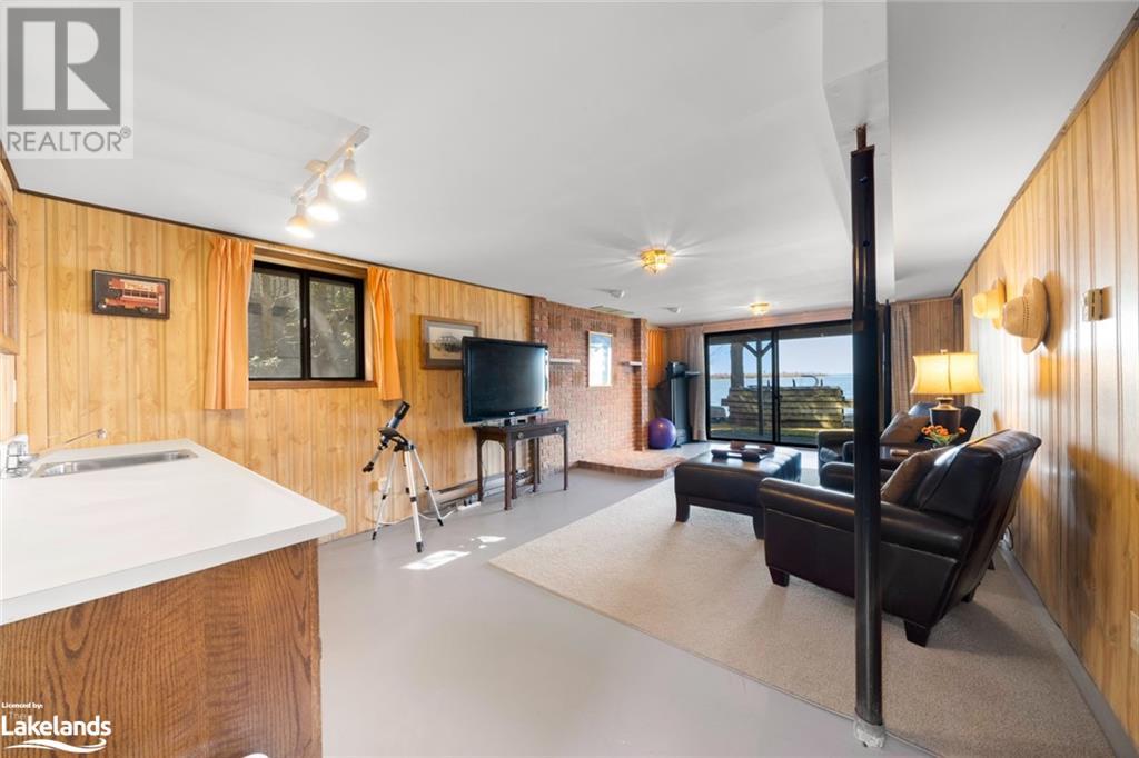 For sale 96 ROBINS POINT Road, Victoria Harbour, Ontario L0K2A0