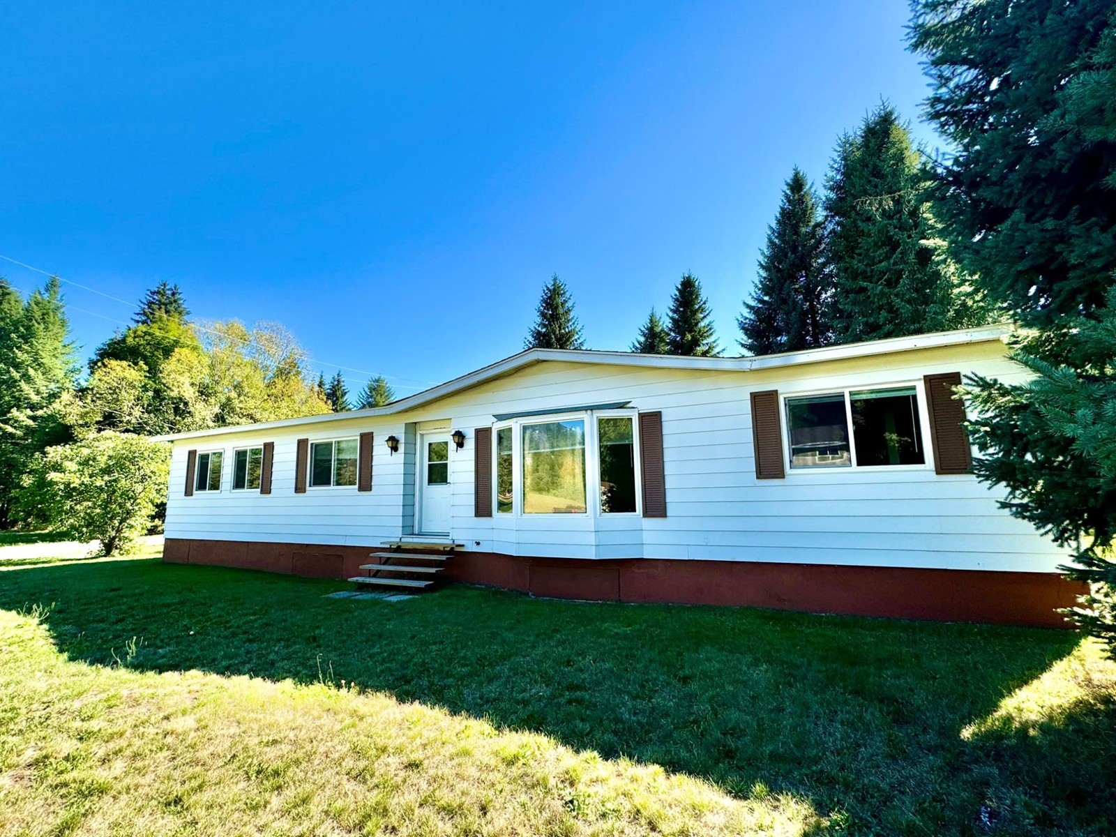 For sale 901 EIGHTH STREET, Salmo, British Columbia V0G1Z0 2477107