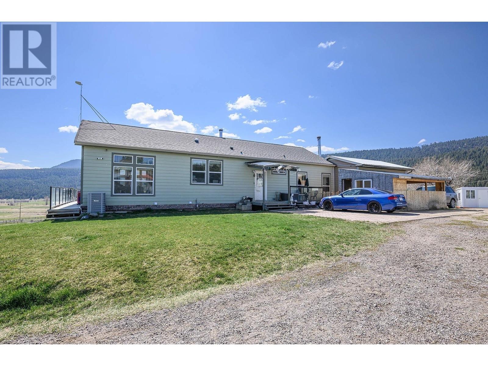 For sale: 2045/2052 BARNHARTVALE ROAD, Kamloops, British Columbia ...