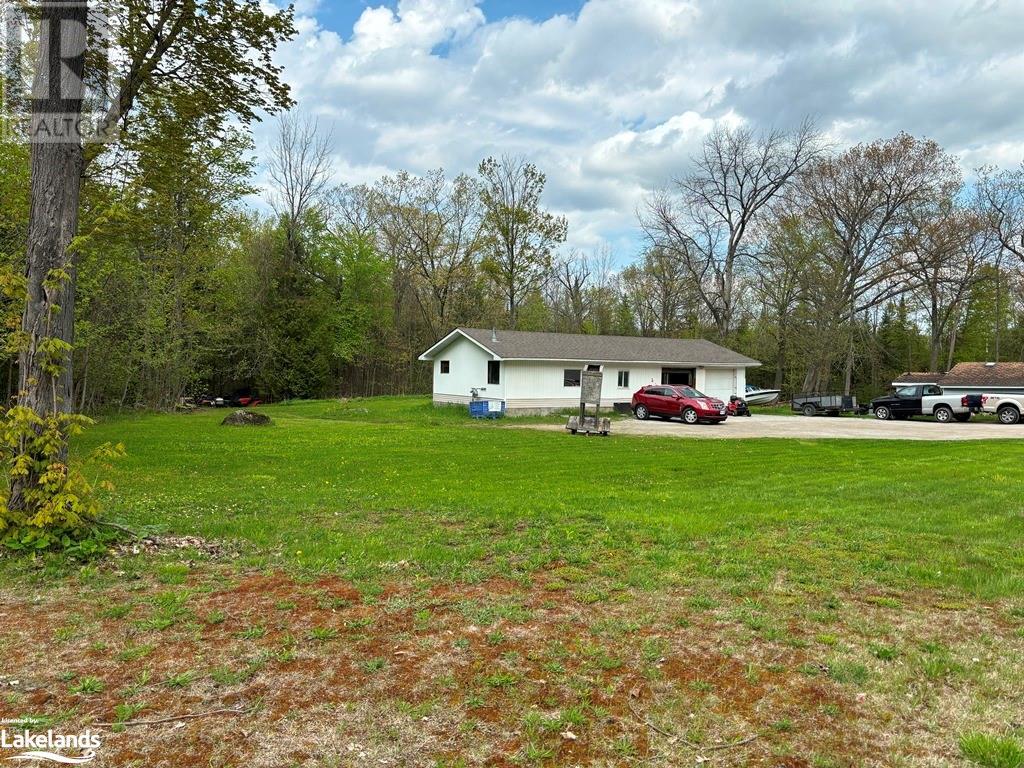 For sale 14065 THE KING'S HIGHWAY NO 12, Waubaushene, Ontario L0K2C0