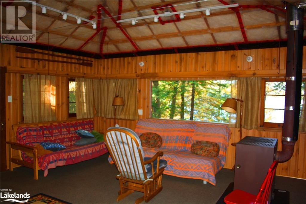 For sale 11045 GRACE LAKE NORTH SHORE, Wilberforce, Ontario K0L3C0