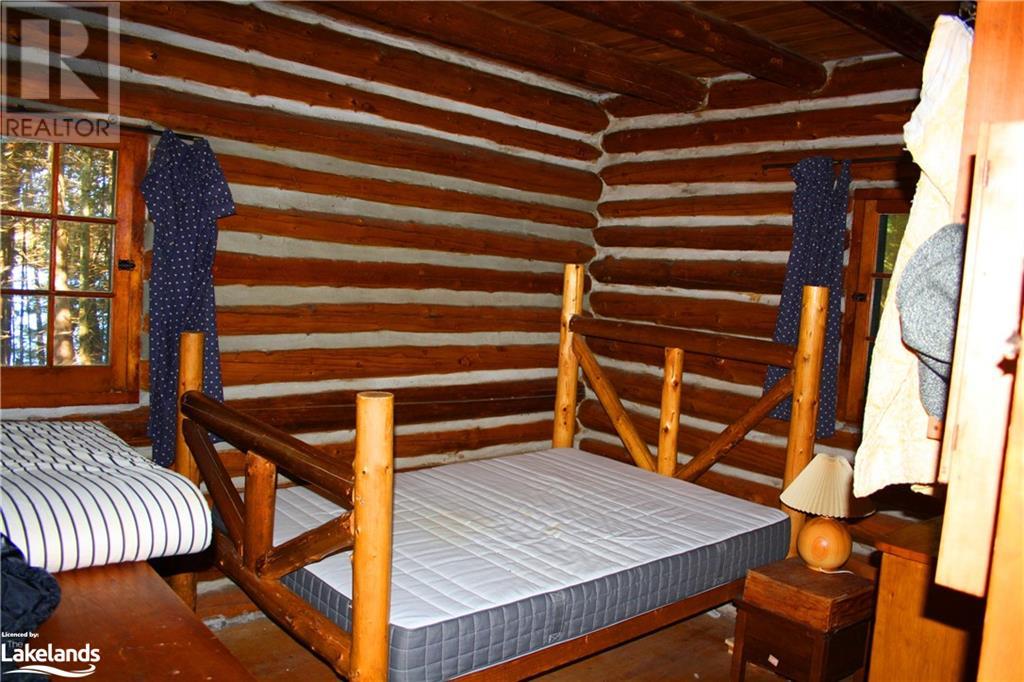 For sale 11045 GRACE LAKE NORTH SHORE, Wilberforce, Ontario K0L3C0