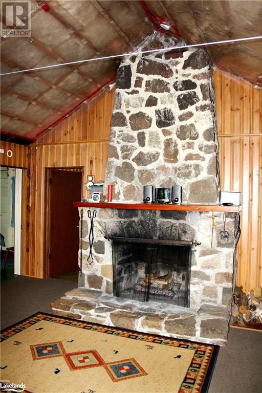 For sale 11045 GRACE LAKE NORTH SHORE, Wilberforce, Ontario K0L3C0