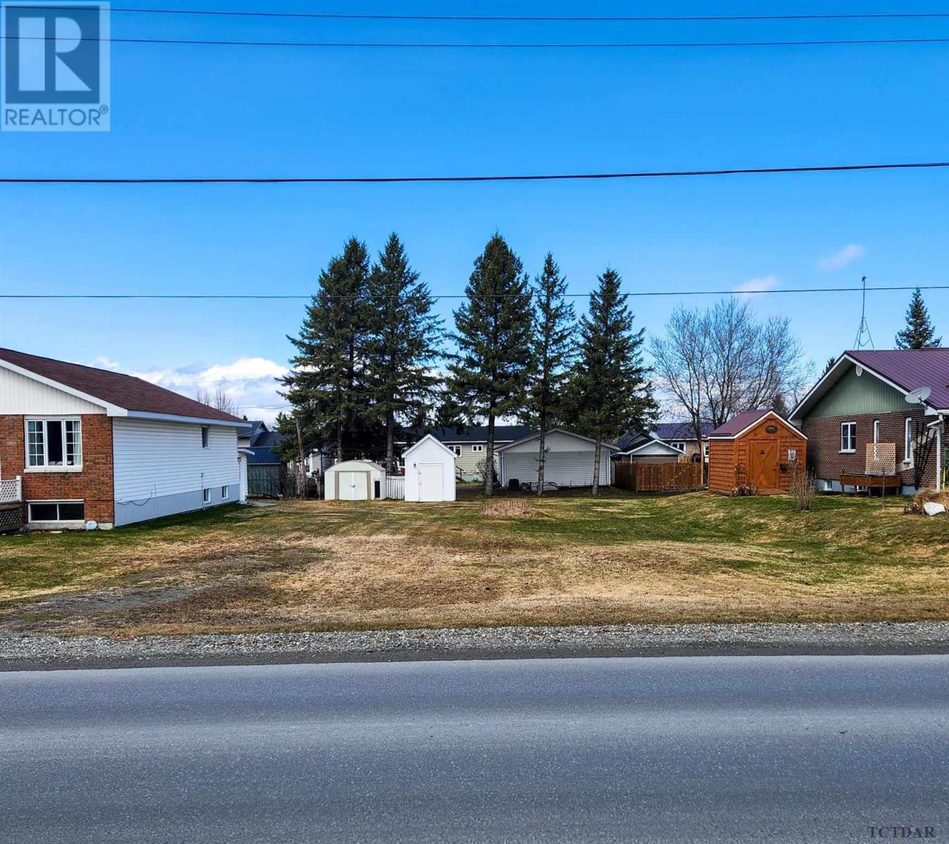 For sale 123 Fourth AVE, Englehart, Ontario P0J1H0 TM240739 REALTOR.ca