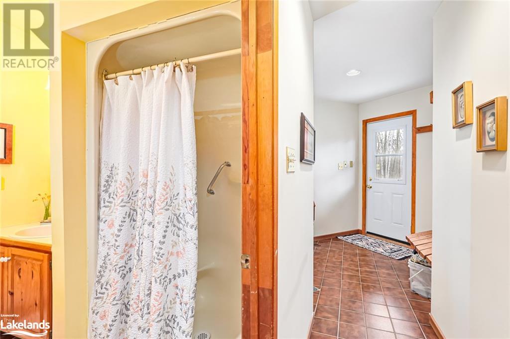 For sale 108 TIMMONS Street, Craigleith, Ontario L9Y0L9 40561408