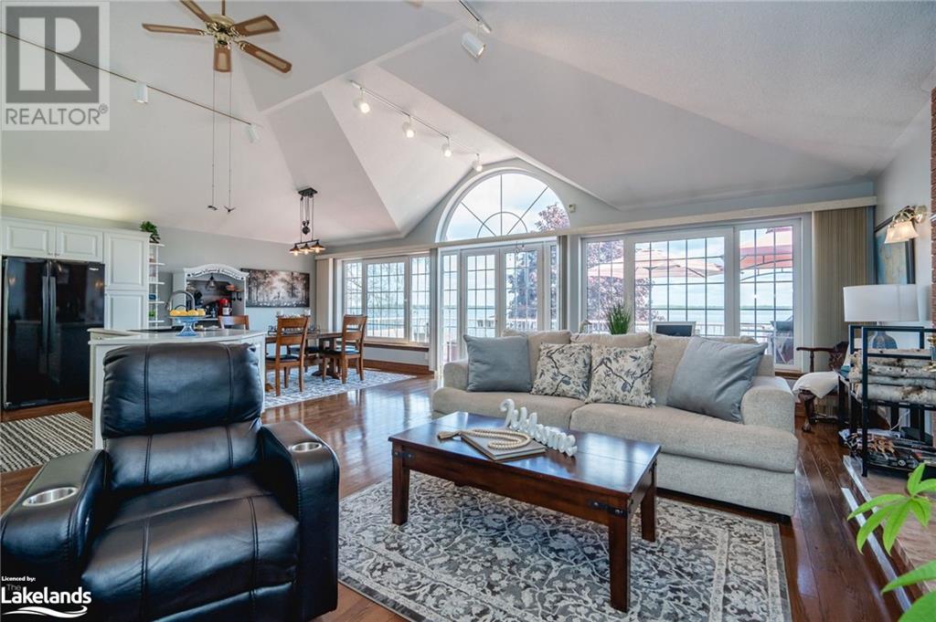 For sale 216 ROBINS POINT Road, Victoria Harbour, Ontario L0K2A0