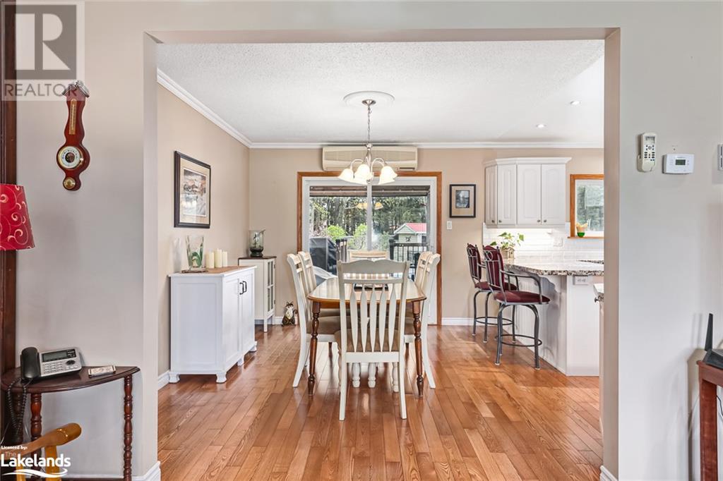 For sale 239 OXBOW PARK Drive, Wasaga Beach, Ontario L9Z2V7 40593406