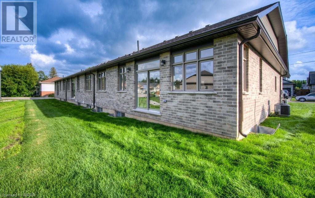 For sale 50 MAIN Street E, Innerkip, Ontario N0J1M0 40594370