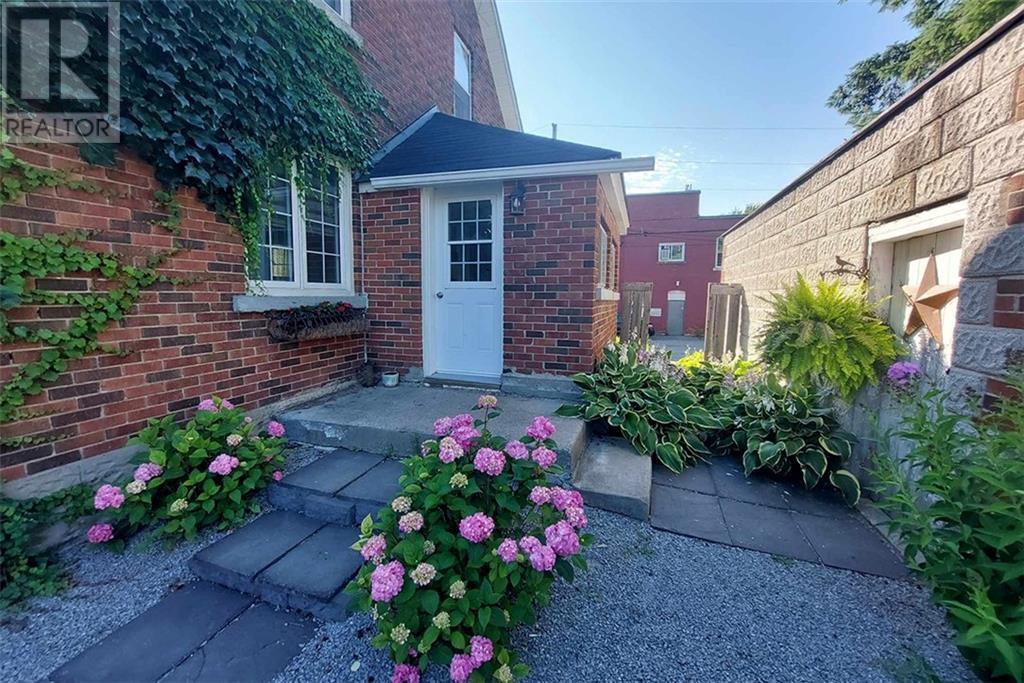 For sale 1874 / 1876 BEACHBURG ROAD, Beachburg, Ontario K0J1C0