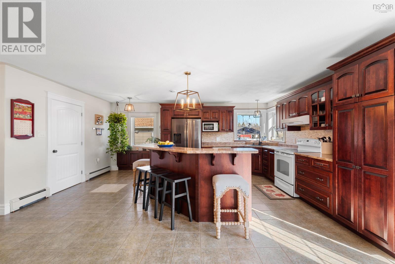 For sale 7 Vernon Court, Elmsdale, Nova Scotia B2S1V8 202410554