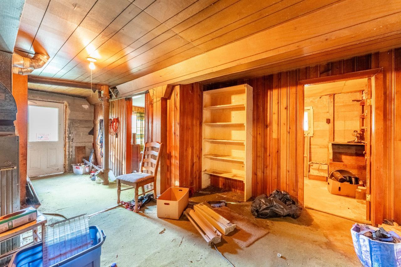 For sale 1537 RUSSEL AVENUE, Riondel, British Columbia V0B2B0