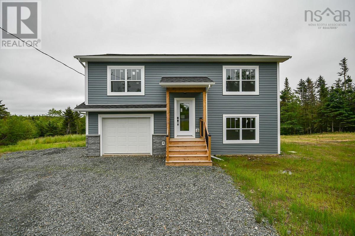 For sale 52 Danyellas Lane, South Rawdon, Nova Scotia B0N1Z0