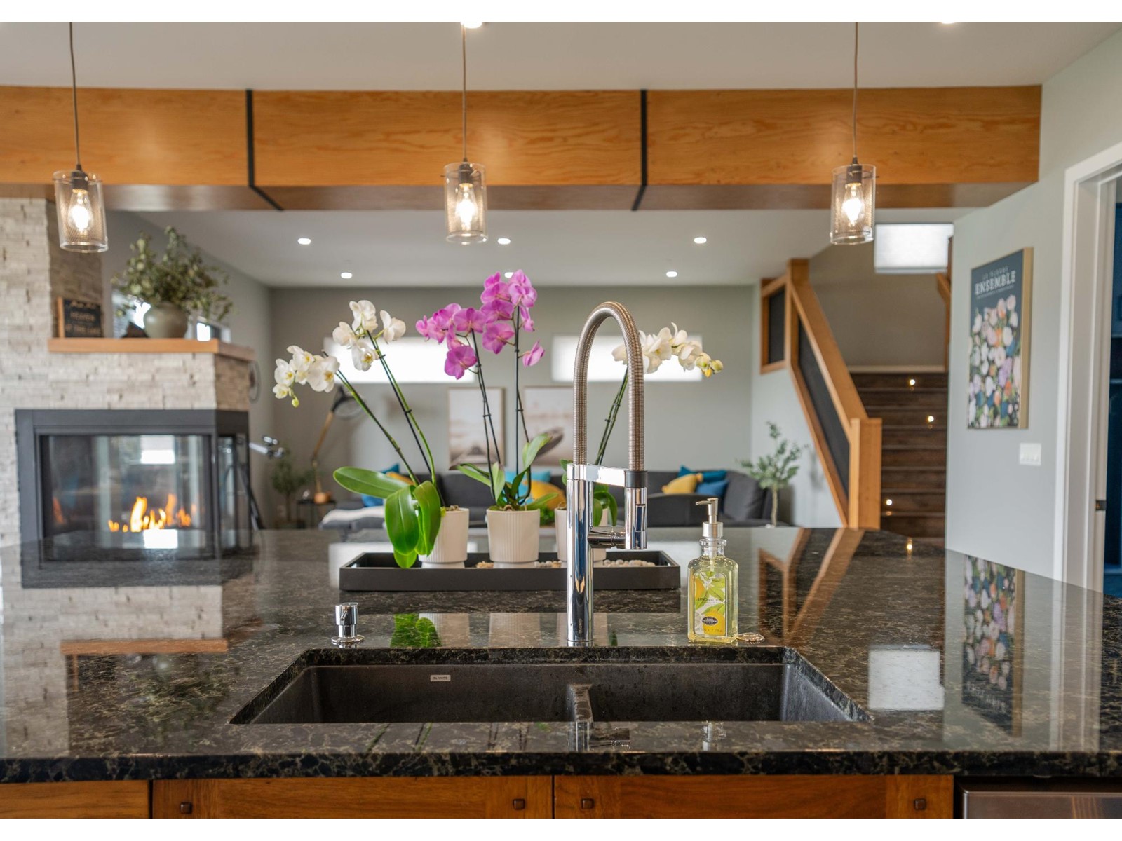 For sale 1574 KOOCANUSA LAKE DRIVE, Lake Koocanusa, British Columbia