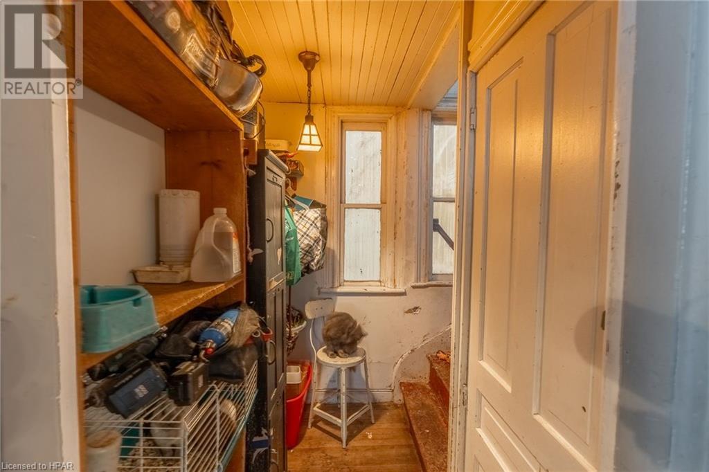 For sale 101 KING Street, Hensall, Ontario N0M1X0 40540233 REALTOR.ca