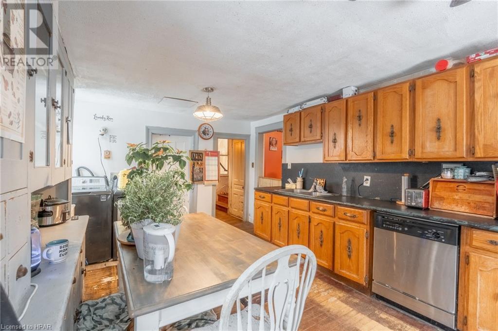 For sale 101 KING Street, Hensall, Ontario N0M1X0 40540233 REALTOR.ca